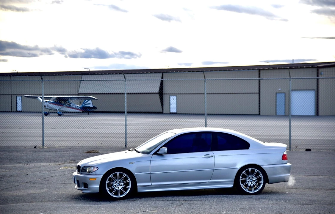 2005 BMW E46 330i & 330Ci - Image 7 of 31