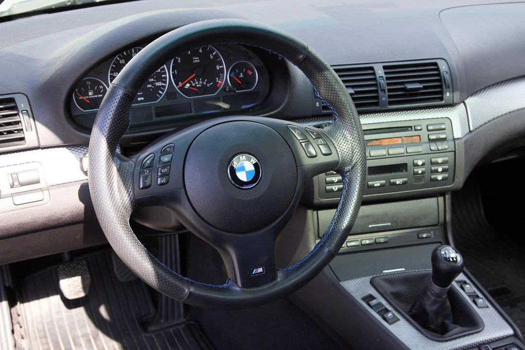 2005 BMW E46 330i & 330Ci - Image 25 of 31