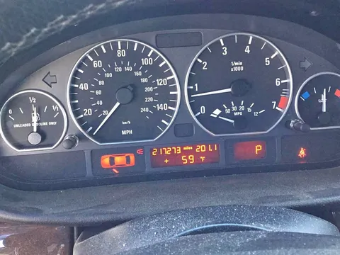 2005 BMW 330i