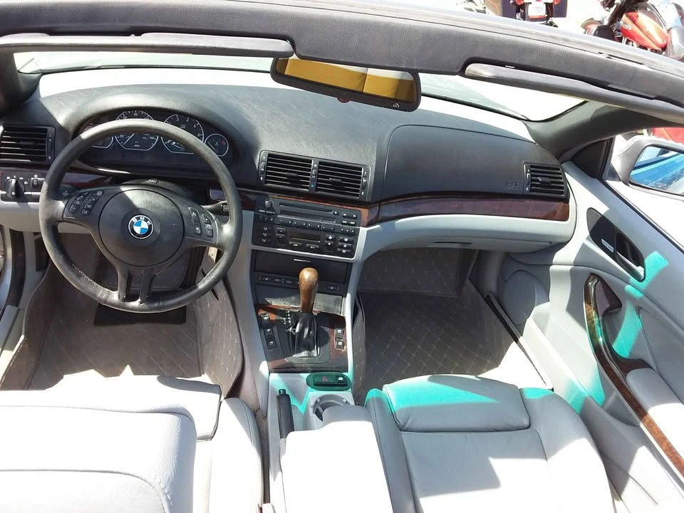 2005 BMW E46 330i & 330Ci - Image 15 of 20