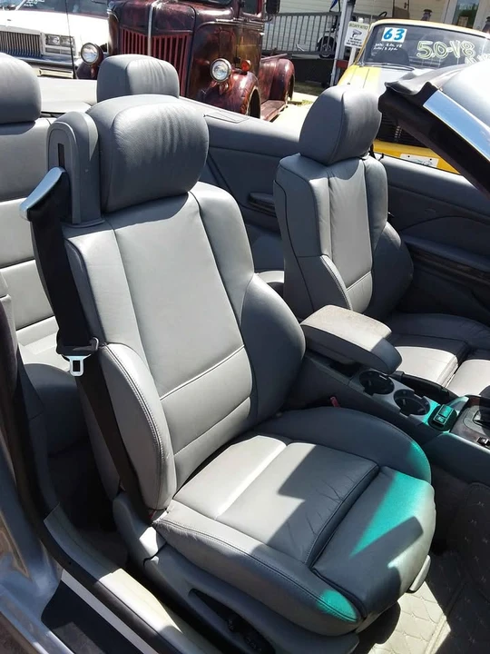 2005 BMW E46 330i & 330Ci - Image 18 of 20