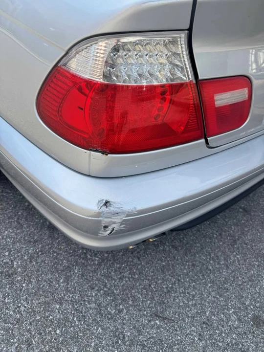 2005 BMW E46 330i & 330Ci - Image 10 of 11