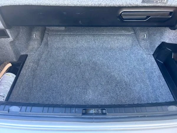 2005 BMW E46 330i & 330Ci - Image 19 of 21