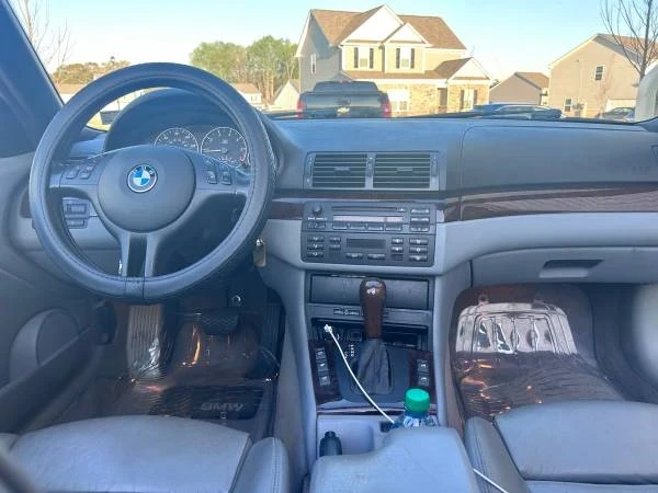 2005 BMW E46 330i & 330Ci - Image 9 of 21