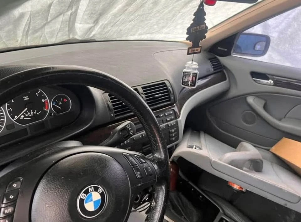2005 BMW E46 330i & 330Ci - Image 3 of 5