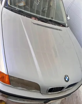 2005 BMW 330i