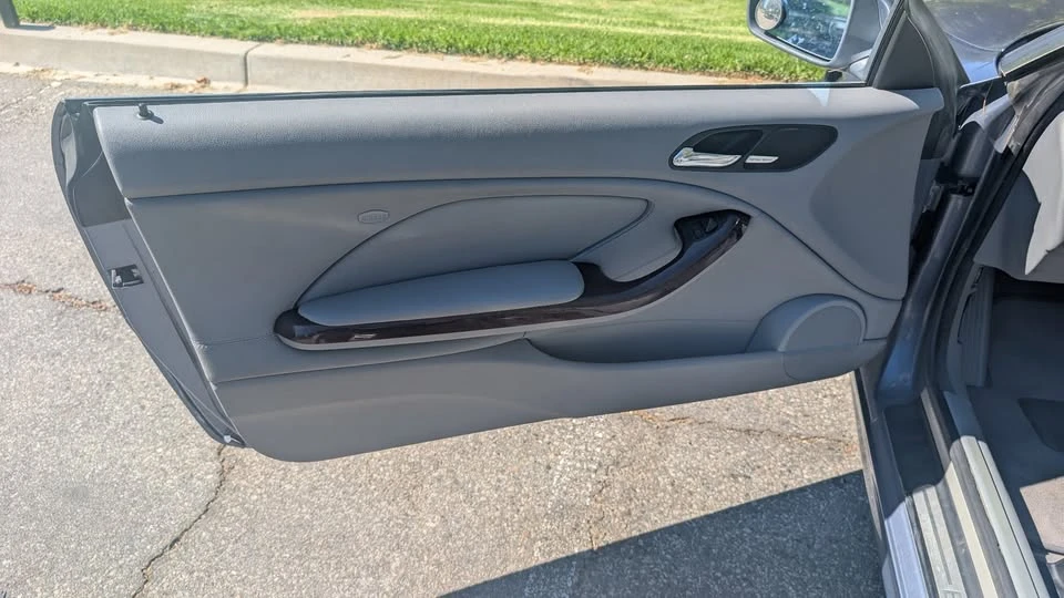 2005 BMW E46 330i & 330Ci - Image 13 of 20