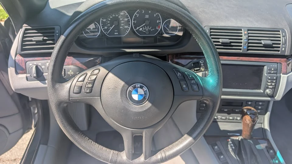 2005 BMW E46 330i & 330Ci - Image 11 of 20