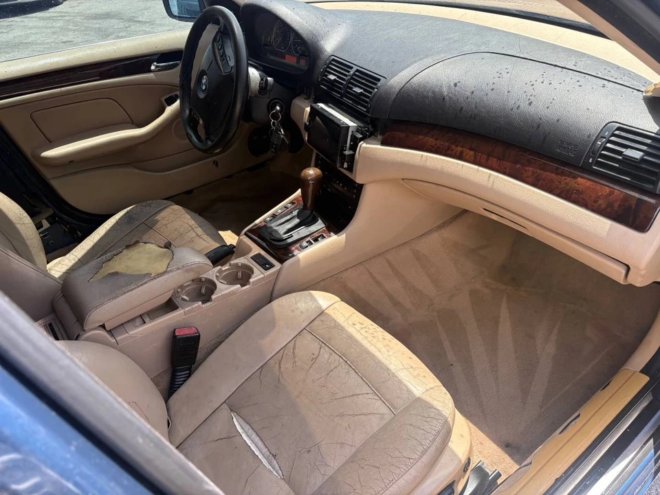 2005 BMW E46 330i & 330Ci - Image 5 of 11