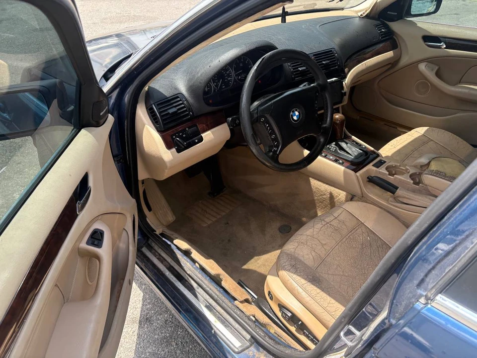 2005 BMW E46 330i & 330Ci - Image 10 of 11
