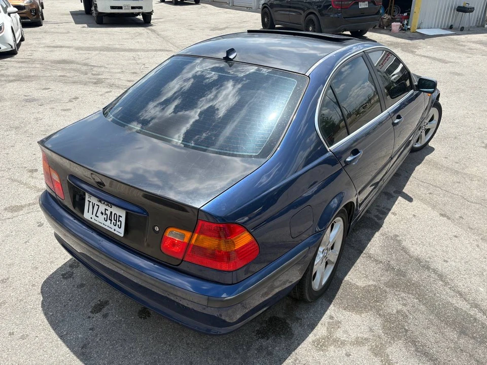 2005 BMW E46 330i & 330Ci - Image 4 of 11