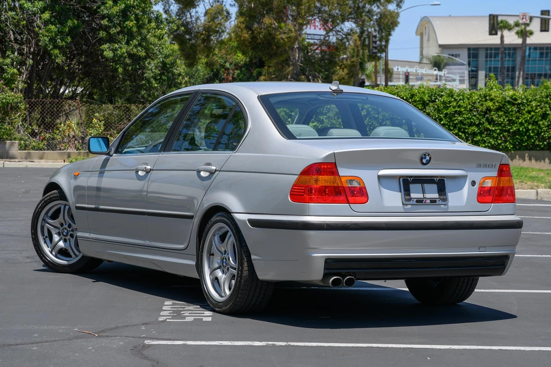 2005 BMW E46 330i & 330Ci - Image 12 of 31
