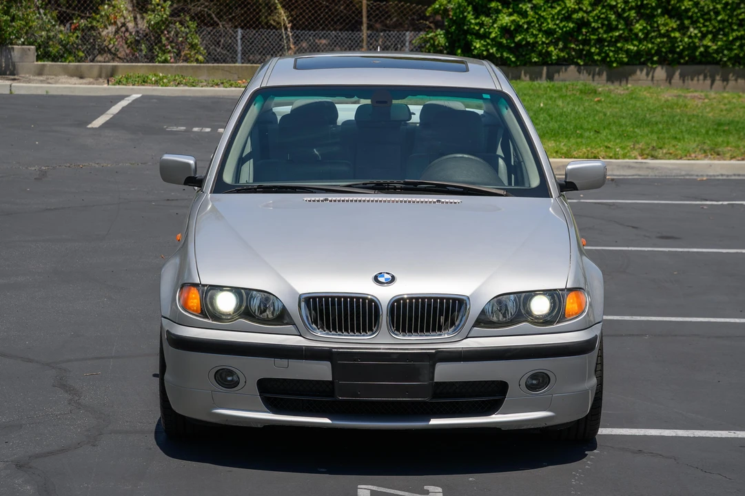 2005 BMW E46 330i & 330Ci - Image 7 of 31