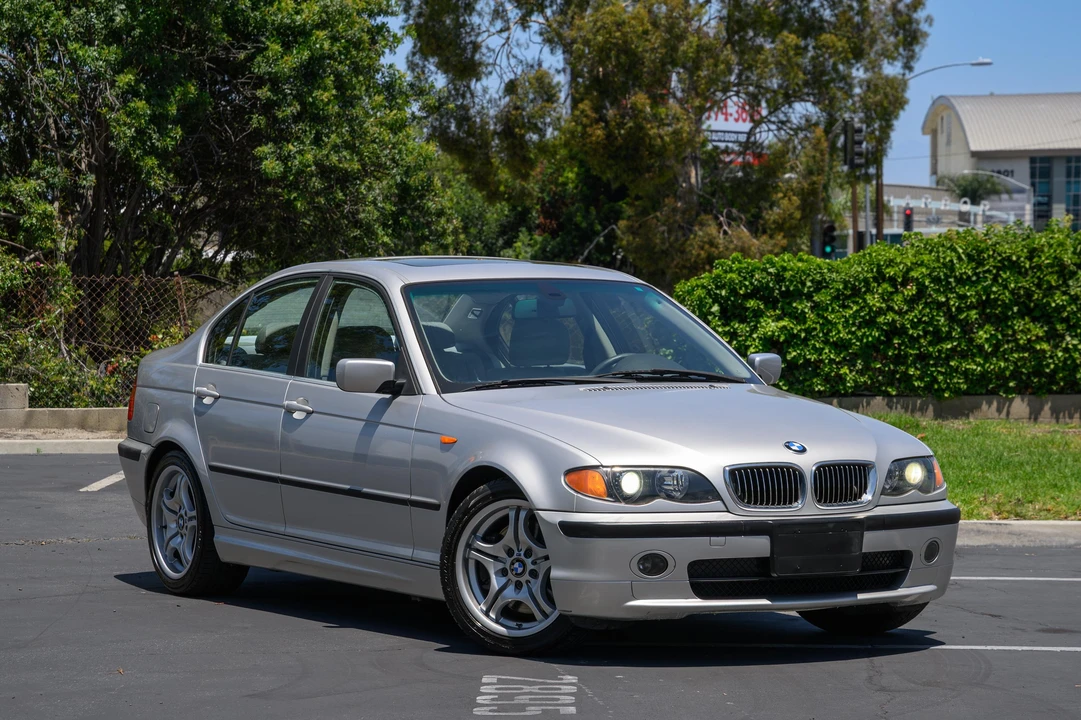 2005 BMW E46 330i & 330Ci - Image 21 of 31