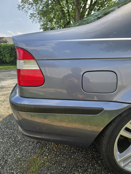 2005 BMW E46 330i & 330Ci - Image 17 of 31