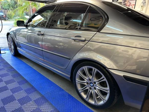 2005 BMW E46 330i & 330Ci - Image 14 of 21