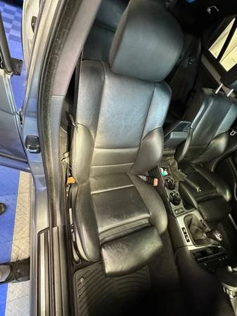 2005 BMW E46 330i & 330Ci - Image 9 of 21