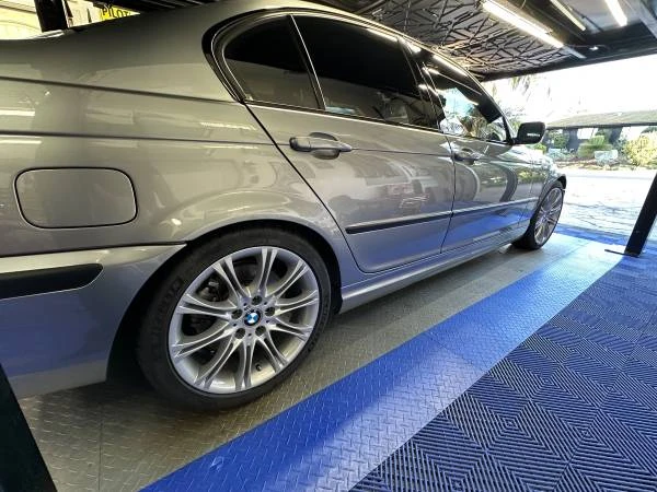 2005 BMW E46 330i & 330Ci - Image 13 of 21