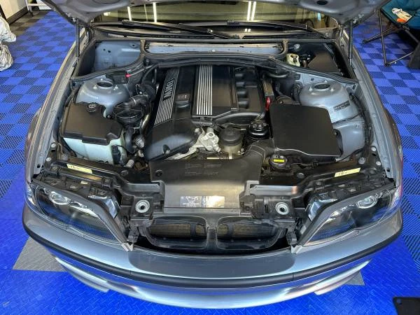 2005 BMW E46 330i & 330Ci - Image 10 of 21