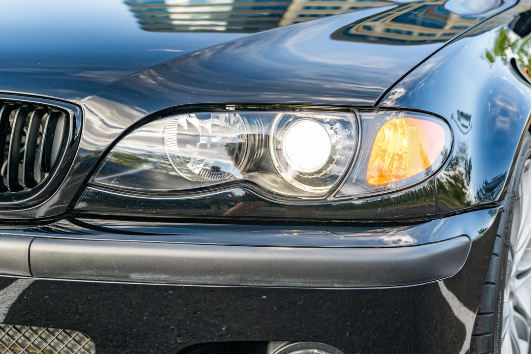 2005 BMW E46 330i & 330Ci - Image 16 of 31
