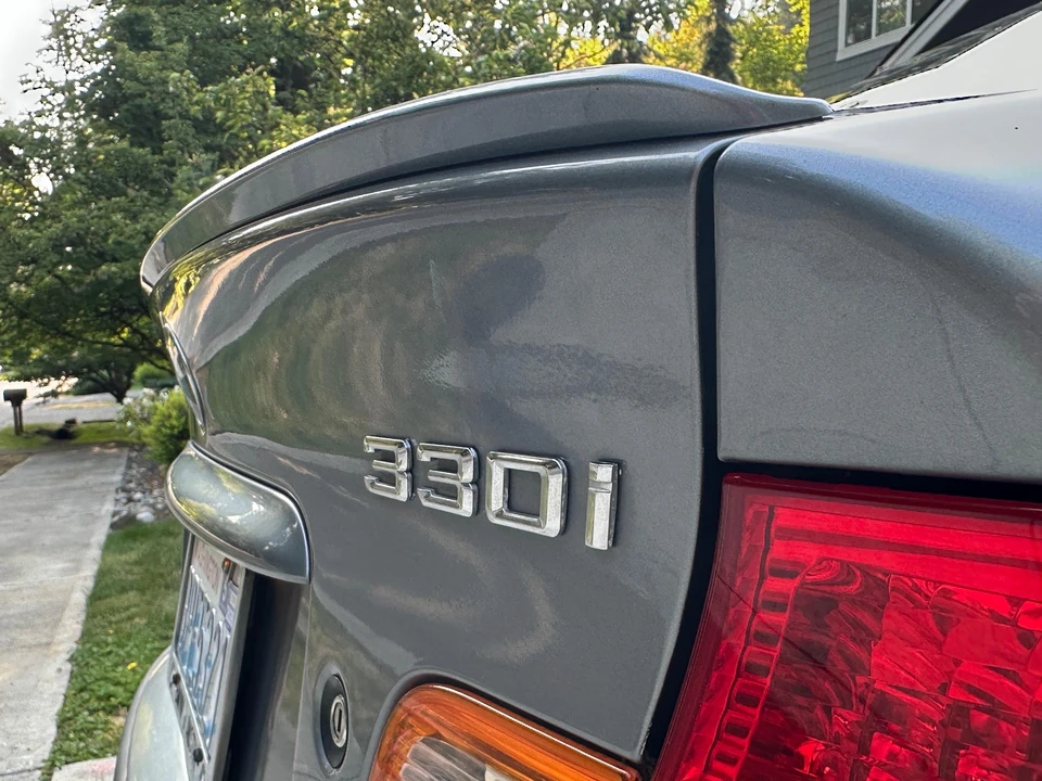 2005 BMW E46 330i & 330Ci - Image 28 of 31