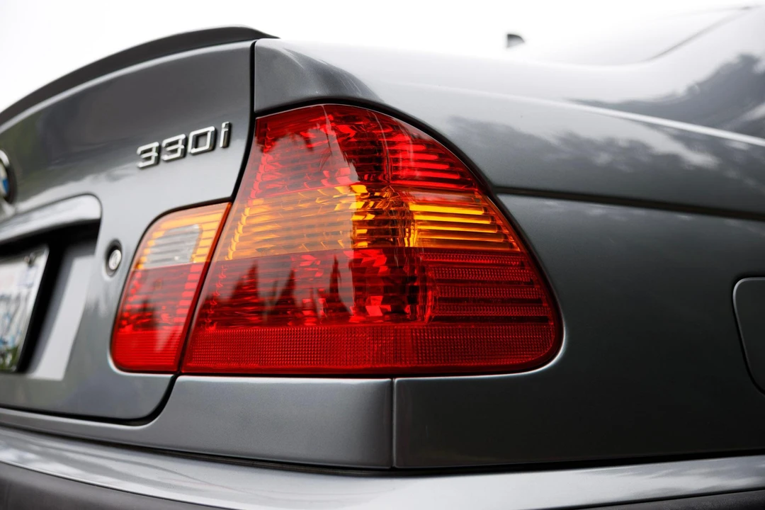 2005 BMW E46 330i & 330Ci - Image 31 of 31