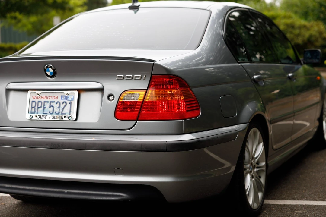 2005 BMW E46 330i & 330Ci - Image 29 of 31