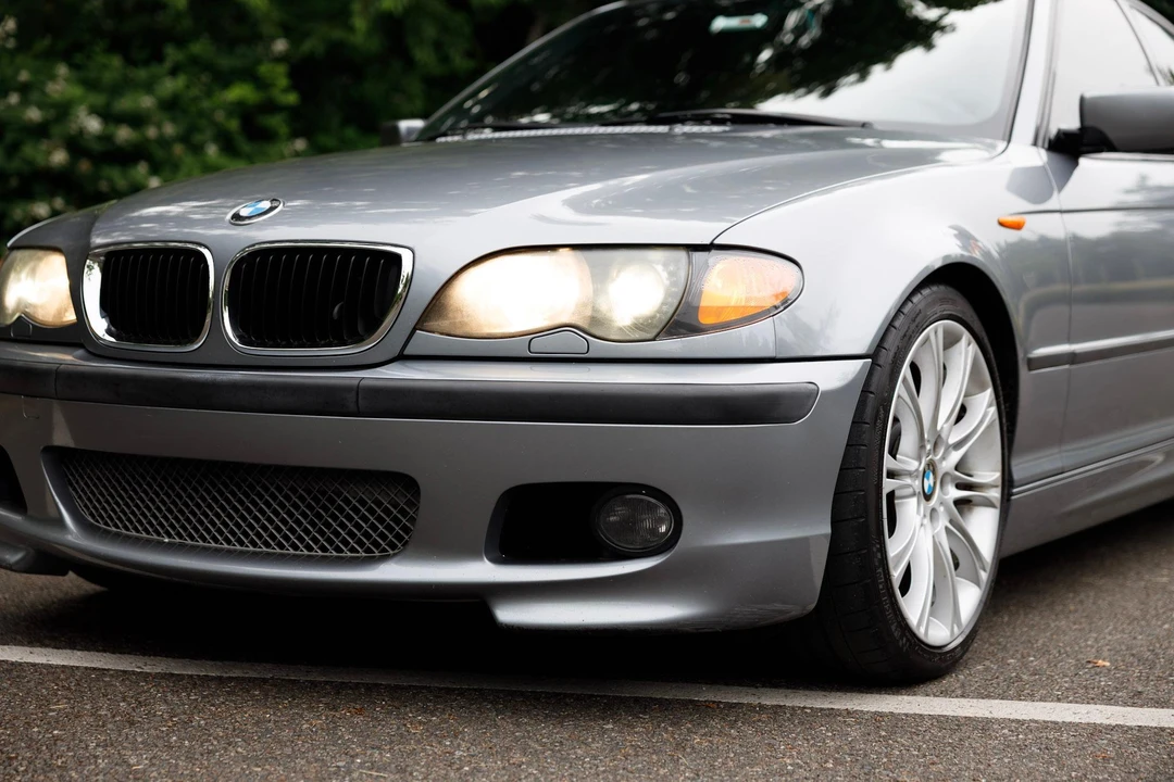 2005 BMW E46 330i & 330Ci - Image 18 of 31