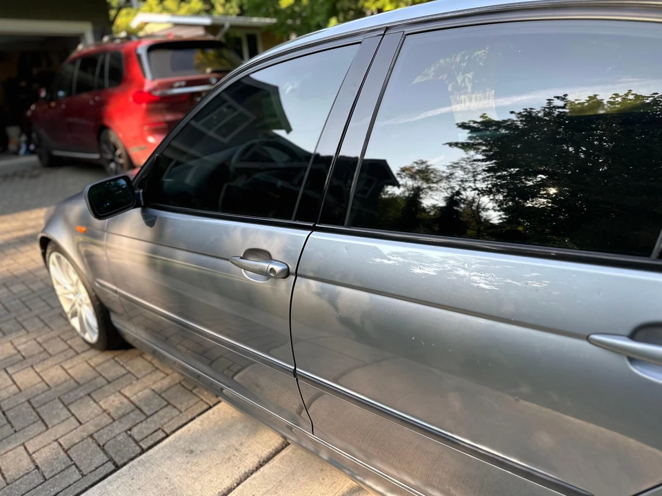 2005 BMW E46 330i & 330Ci - Image 22 of 31