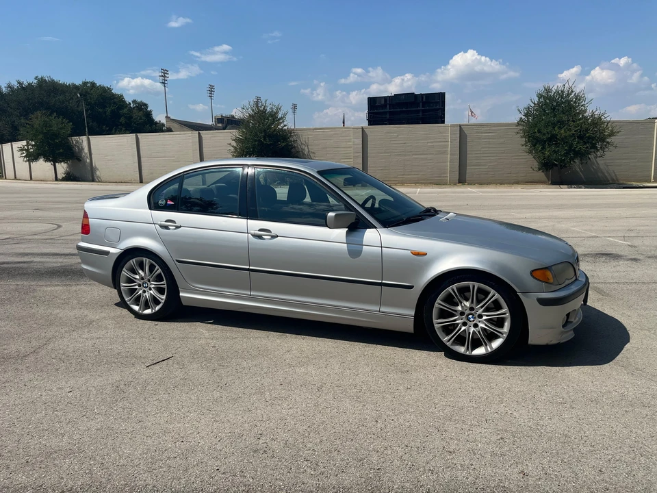 2005 BMW E46 330i & 330Ci - Image 12 of 31