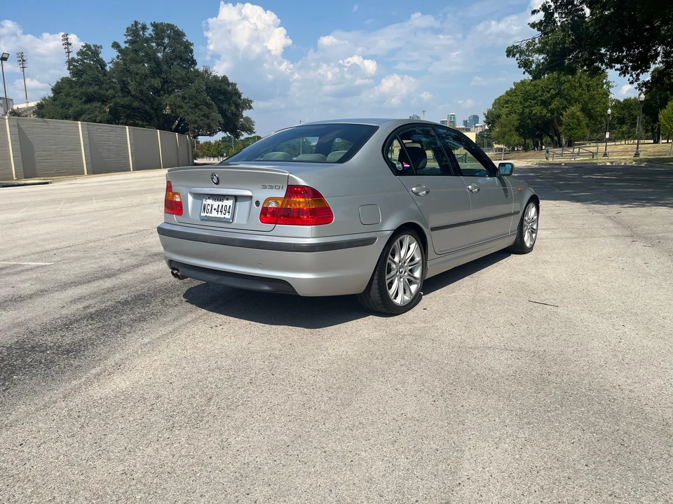 2005 BMW E46 330i & 330Ci - Image 11 of 31