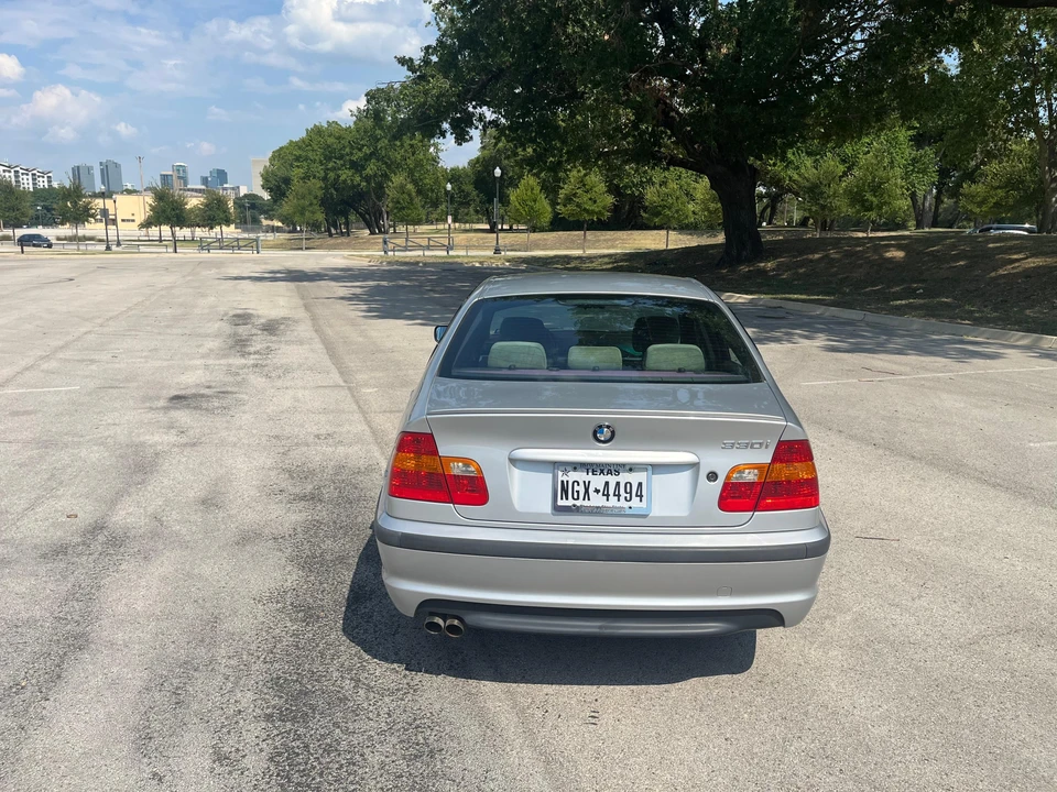 2005 BMW E46 330i & 330Ci - Image 8 of 31