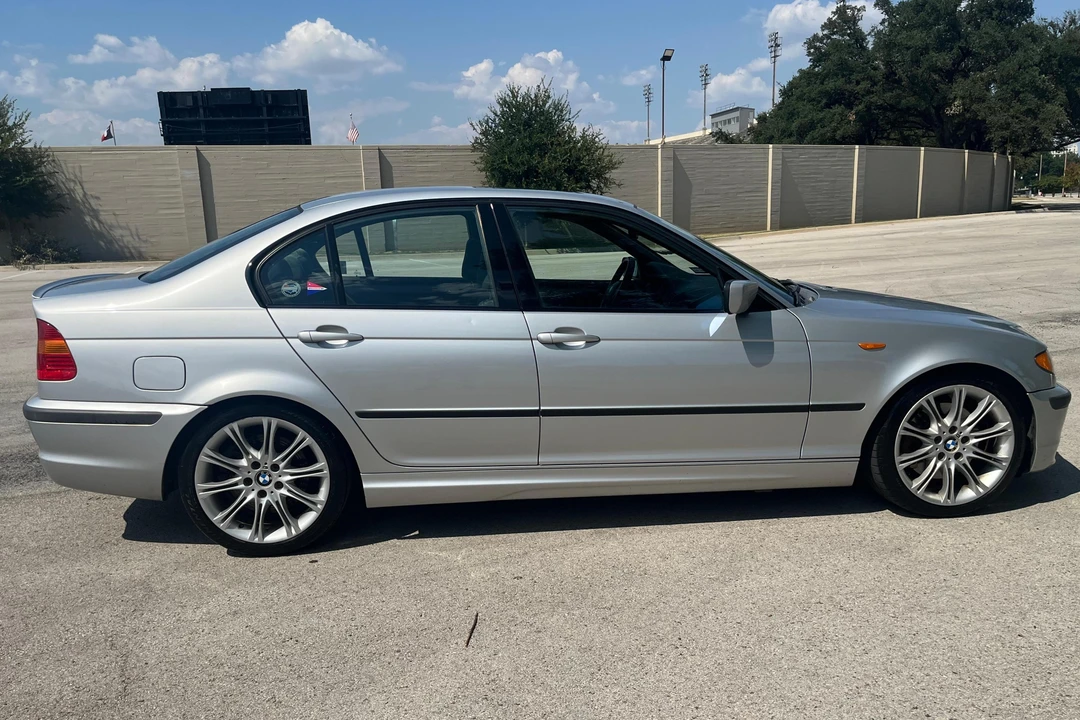 2005 BMW E46 330i & 330Ci - Image 3 of 31
