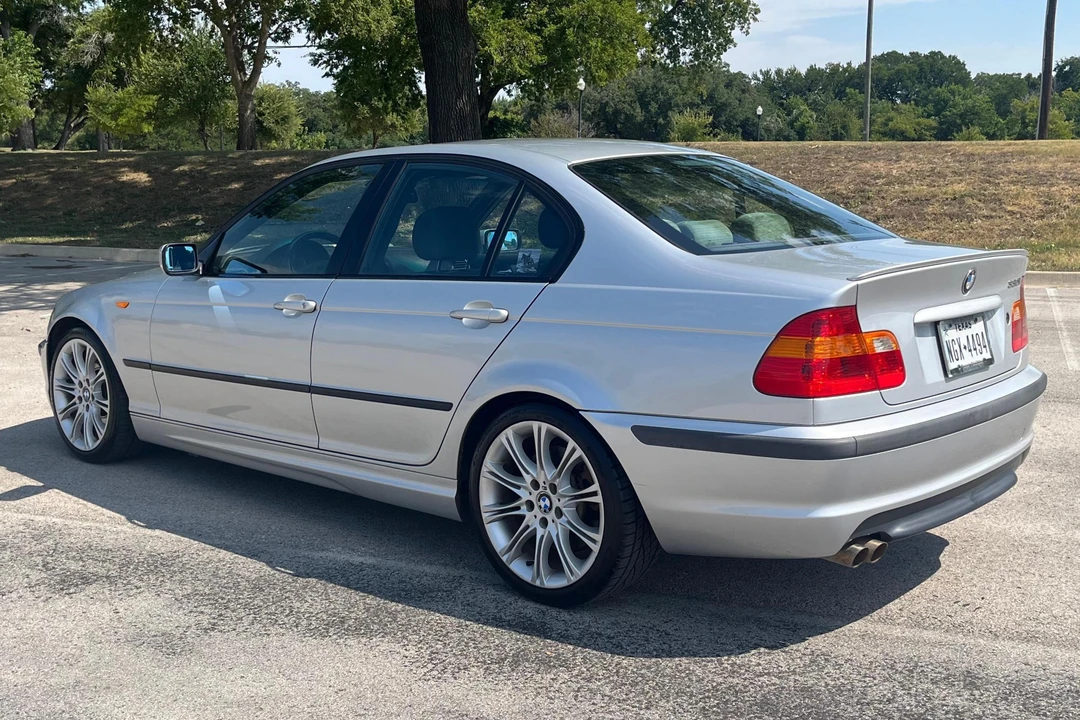 2005 BMW E46 330i & 330Ci - Image 4 of 31