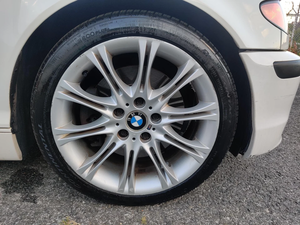 2005 BMW E46 330i & 330Ci - Image 24 of 31