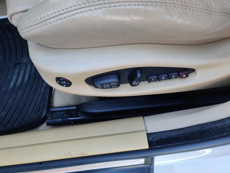 2005 BMW E46 330i & 330Ci - Image 30 of 31