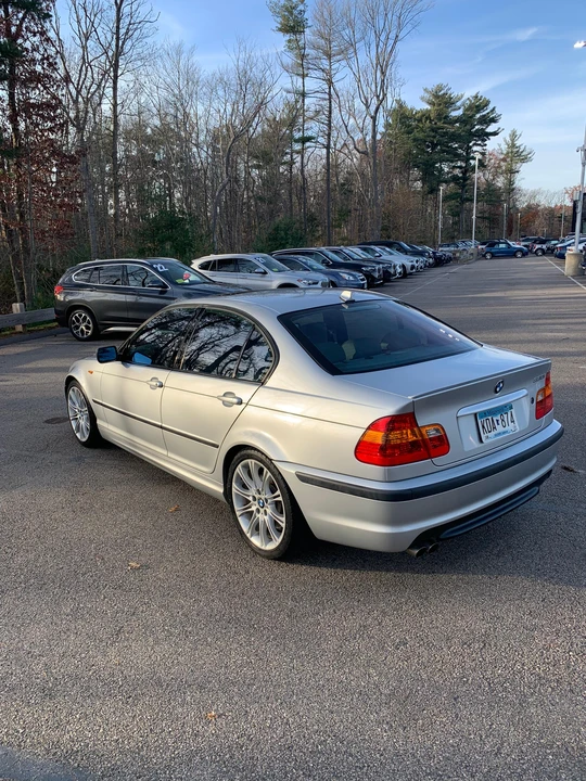 2005 BMW E46 330i & 330Ci - Image 26 of 31