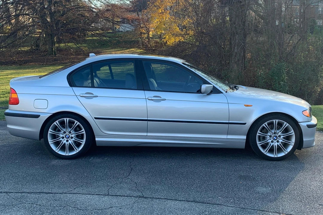 2005 BMW E46 330i & 330Ci - Image 3 of 31