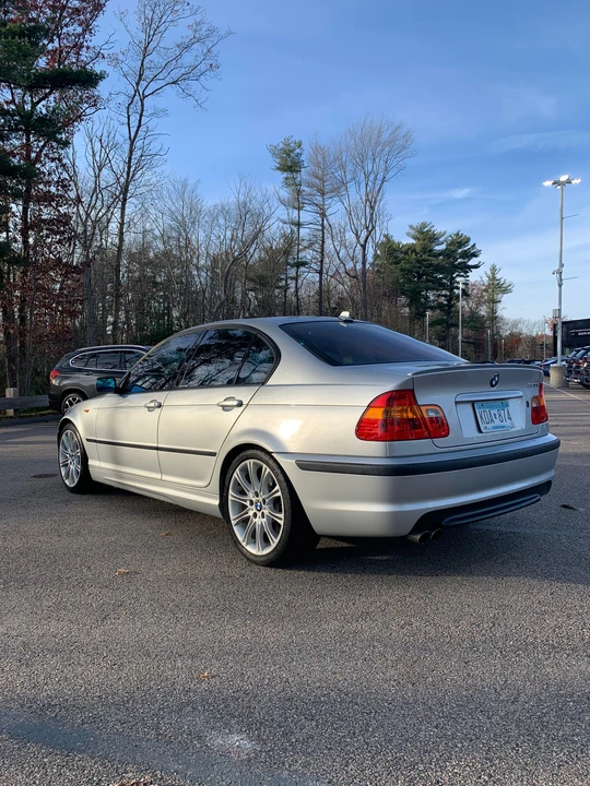 2005 BMW E46 330i & 330Ci - Image 25 of 31