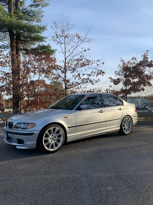 2005 BMW E46 330i & 330Ci - Image 19 of 31