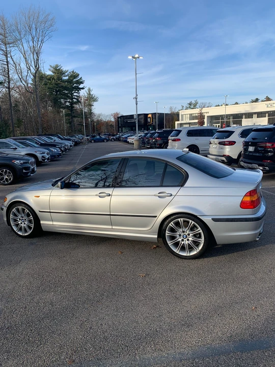 2005 BMW E46 330i & 330Ci - Image 23 of 31