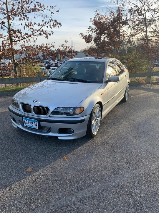 2005 BMW E46 330i & 330Ci - Image 15 of 31