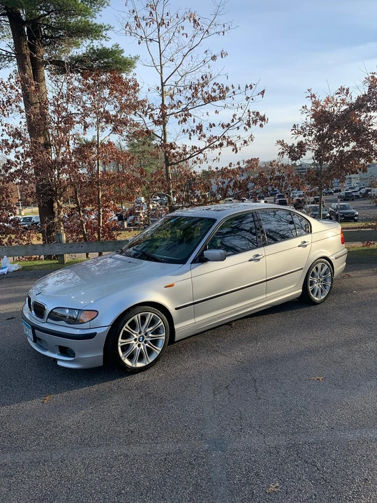 2005 BMW E46 330i & 330Ci - Image 17 of 31