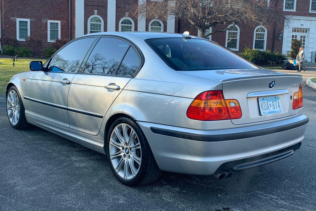 2005 BMW E46 330i & 330Ci - Image 4 of 31