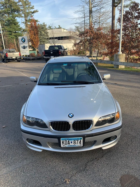 2005 BMW E46 330i & 330Ci - Image 10 of 31