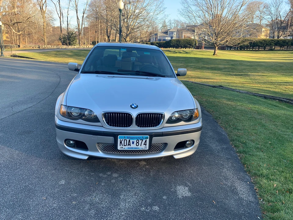 2005 BMW E46 330i & 330Ci - Image 7 of 31
