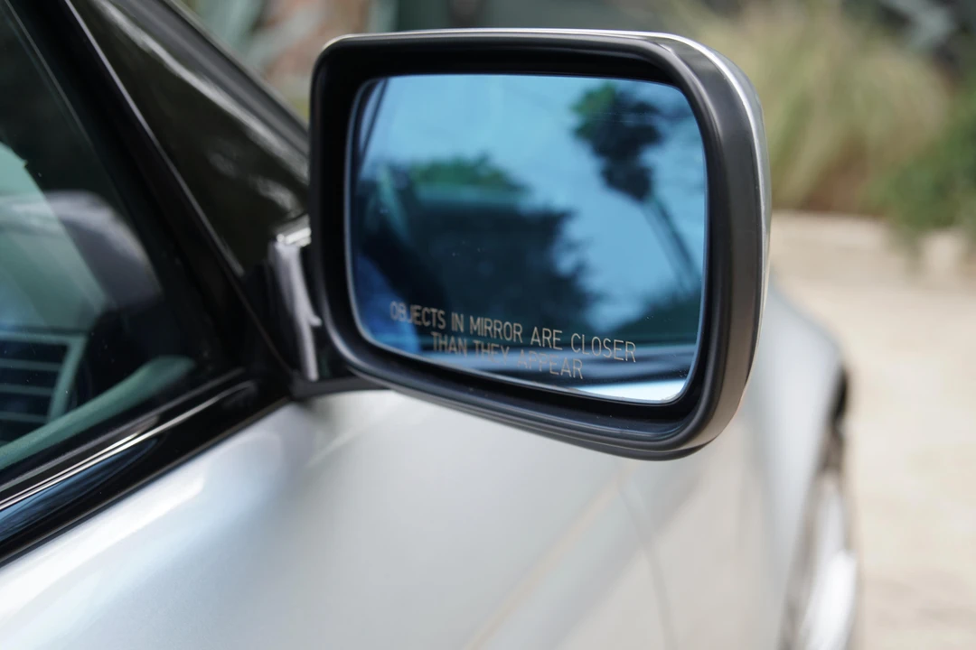 2005 BMW E46 330i & 330Ci - Image 27 of 31