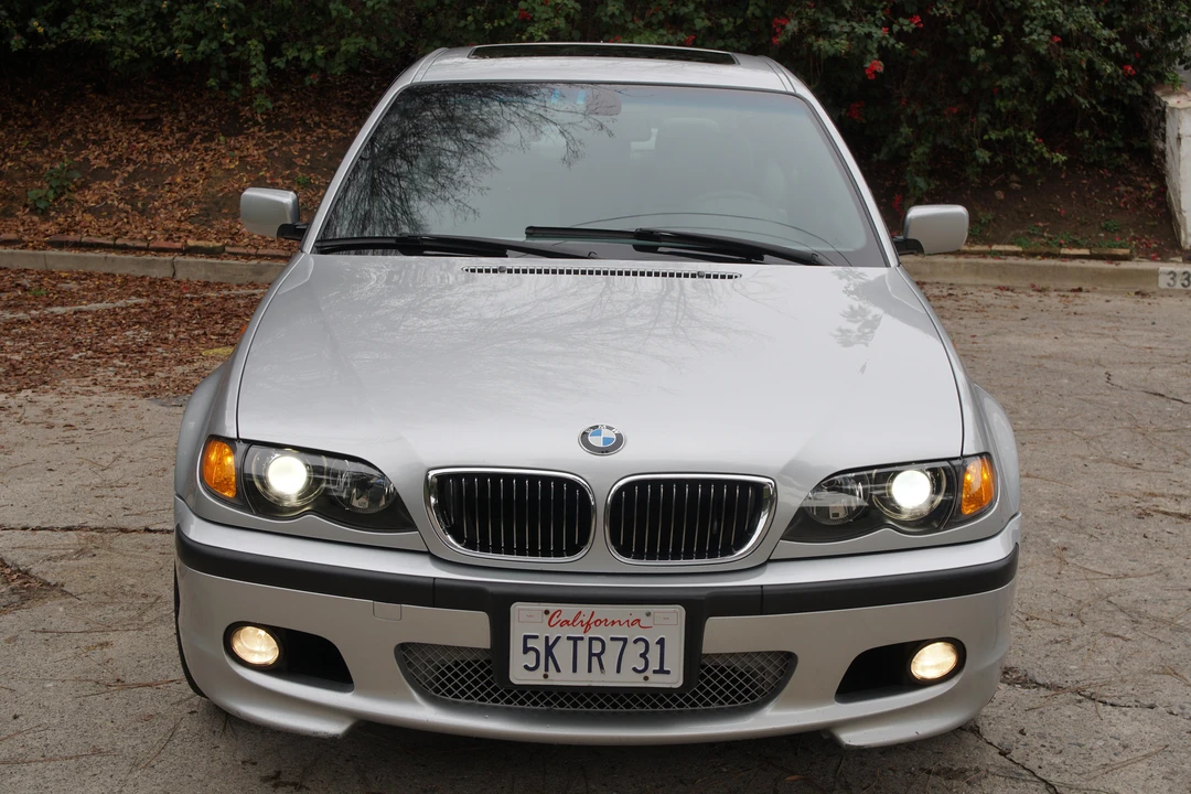 2005 BMW E46 330i & 330Ci - Image 6 of 31