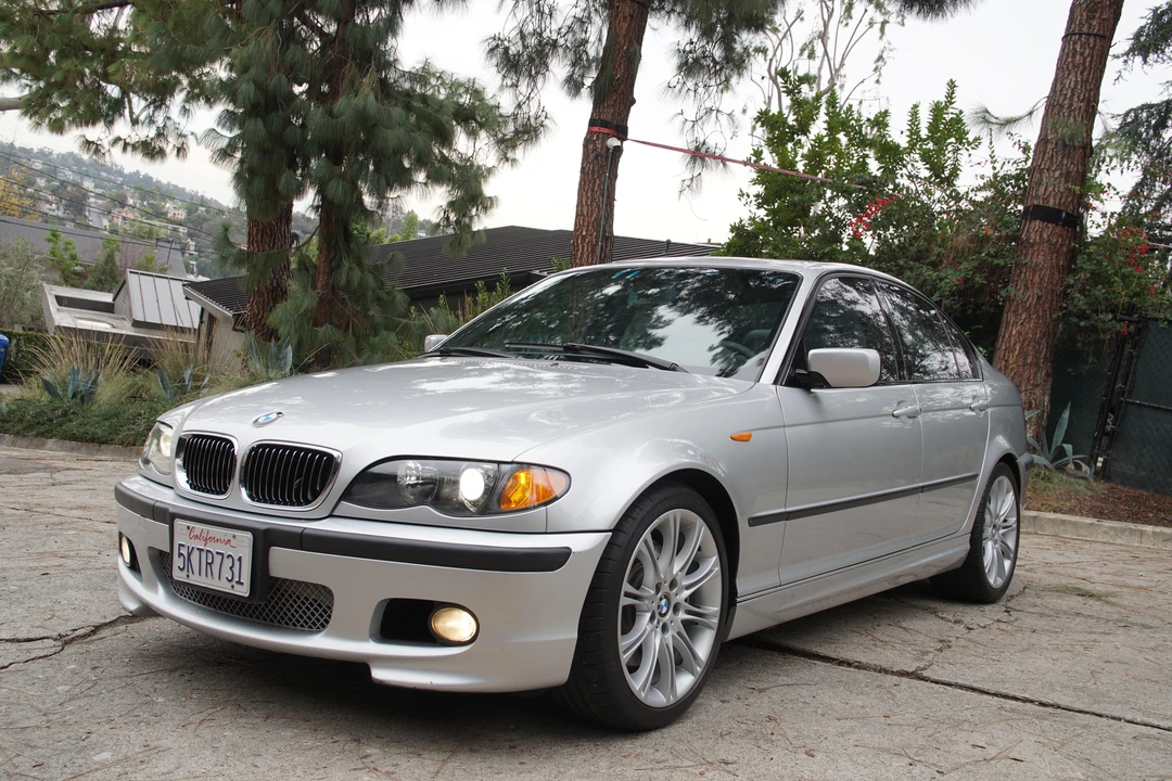 2005 BMW E46 330i & 330Ci - Image 7 of 31