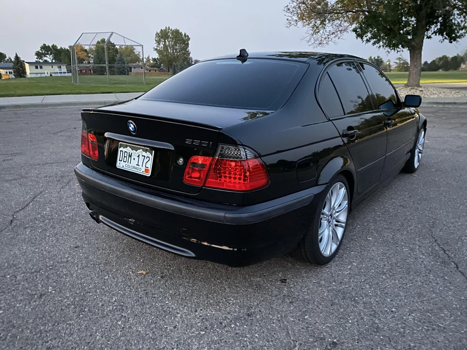 2005 BMW E46 330i & 330Ci - Image 22 of 31